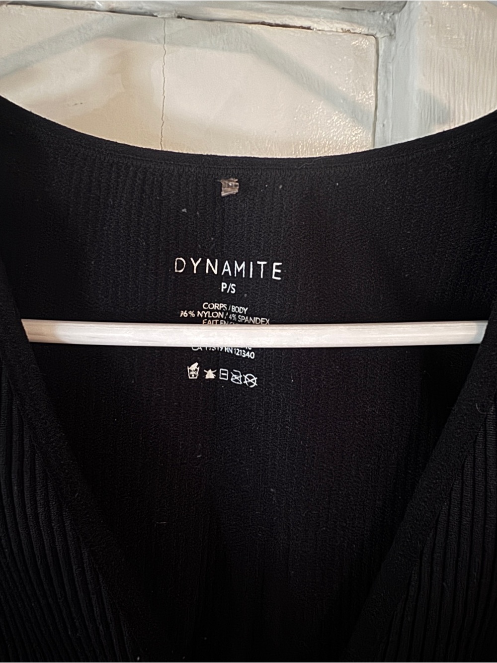 Dynamite Black Ribbed V-Neck Tank - Picture 3 of 4